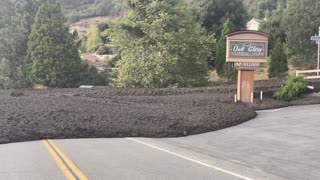 Major California mudslide devastates steakhouse parking lot