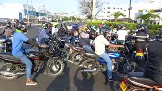 Así transcurre este lunes la protesta de motociclistas en Cartagena