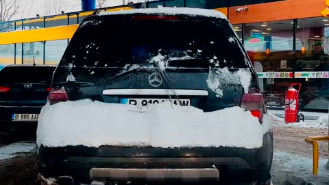 Mercedes Fail - Rear windshield wiper