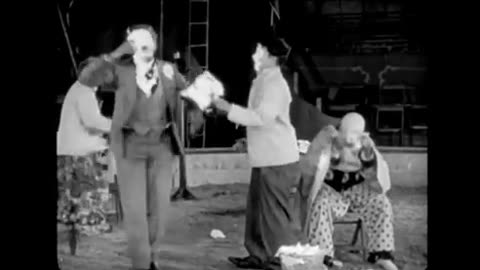 Charlie Chaplin - C comme Clown