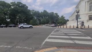 Police Rush To The Senate Building To Respond To Active Shooter Threat