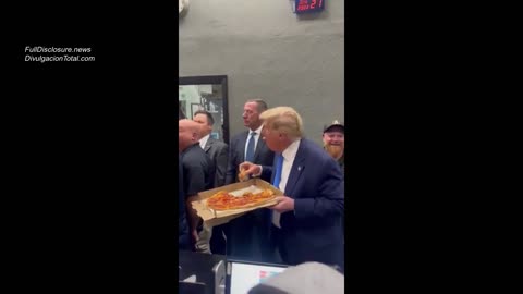 President Trump Stops for Pizza in Fort Myers Florida