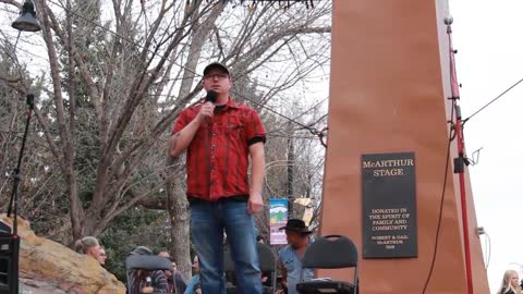 Chris Scott from Whistle Stop Cafe at Okotoks Alberta Freedom Rally Oct 17 2021