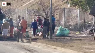 Cleanup on Queen Nandi Drive after looting