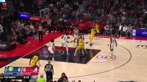 NBA - Pascal Siakam's first bucket with the Indiana Pacers 🙌 Pacers-Trail Blazers