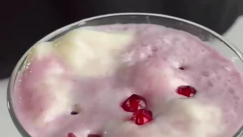 Pomegranate milkshake recipe