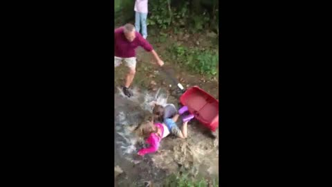 Funny Water Slide Fails - Video Compilation