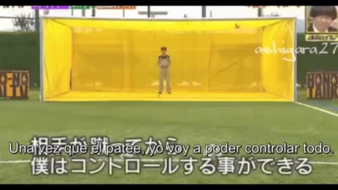 Messi and Suarez vs drone in Japanese TV show