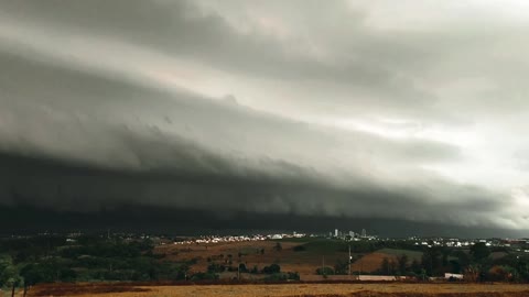 Jaw-Dropping Spring Storm in Southern Brazil Captured on Camera