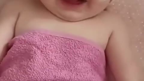 Cute baby smiling 😍