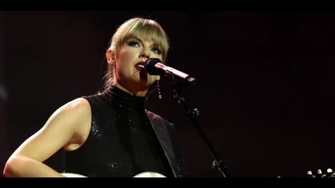 Taylor Swift Turns Down Offer to Play 2023 Super Bowl Halftime Show