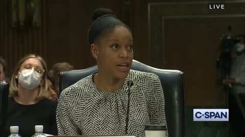 Sen. Josh Hawley asks Khiara Bridges: "You've referred to 'people with a capacity for pregnancy.' Would that be women?"