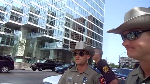 Dallas Police Shooting Hoax Exposed 05 - Clueless Police Cadets
