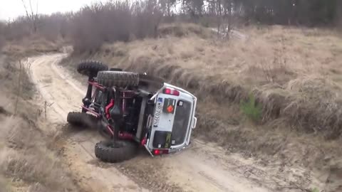 🚙 Epic 4x4 Car Fails: When Off-Roading Goes Hilariously Wrong! 🌲
