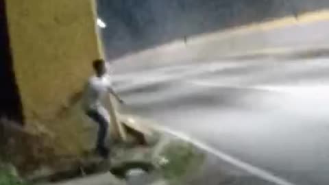 Video de hombre al que le estalló una granada no fue en Santander