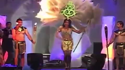 Stage performance goes horribly wrong