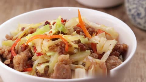 Chili-Blackbean Pork Cabbage Stir-Fry for Diet Artist