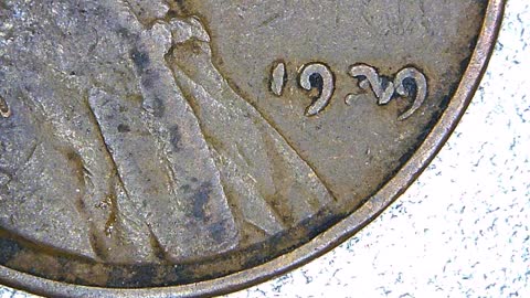 Damaged wheat penny or mint error?