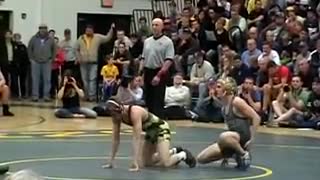 113 #3 Phillip Laux (Iowa) vs #6 Gunner Woodburn (USA) 13-4