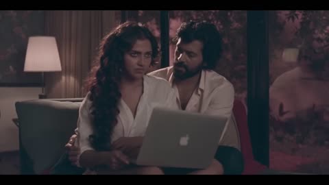 Pitta Kathalu - Kiss Scene — Meera and Shiva (Amala Paul and Ashwin Kakumanu)