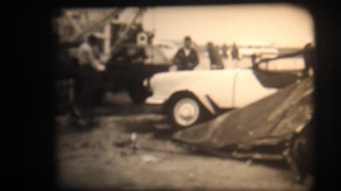 Aircraft crash, Kirtland AFB, 1958