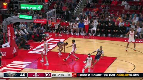 NBA - Trey Murphy III goes reverse for the alley-oop finish 💪 Rockets-Pelicans