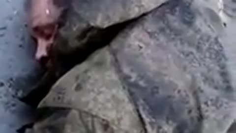 18+ Russian POWs shot in the leg by Ukrainian forces