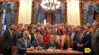 Texas Governor Abbott Signs "Heartbeat Bill"