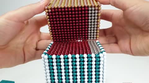 Makkah Royal Clock Tower out of Magnetic Balls | Magnetic Games