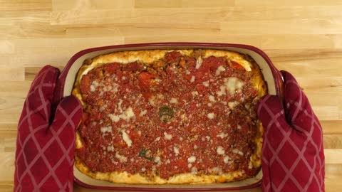 Chicago-style deep dish pizza casserole