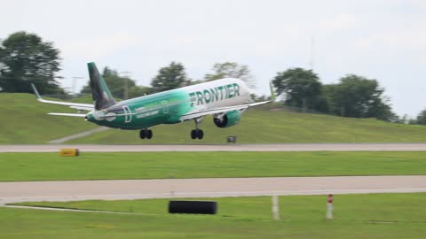Frontier A320neo Flt 1210 departing St Louis Lambert Intl - STL
