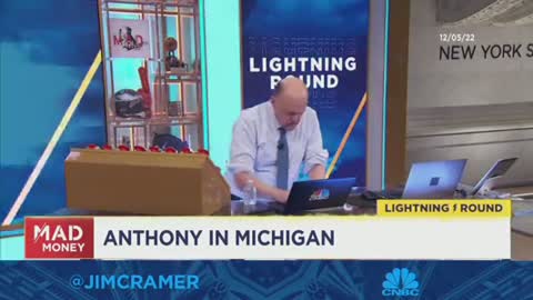 Cramer’s lightning round I can’t recommend Penn Entertainment right now