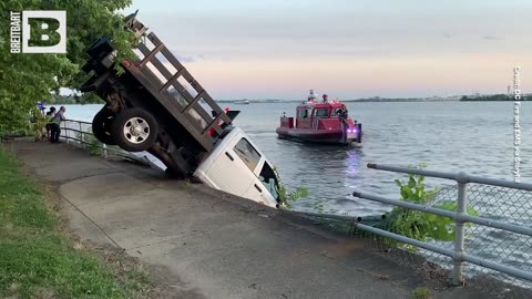 National Park Service Truck Plunges into Potomac River