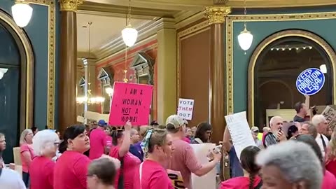 Protesters rally at Iowa state capitol as lawmakers pass abortion ban