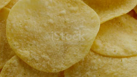 Crunchy Delights: Top 5 Potato Chip Flavors Unveiled