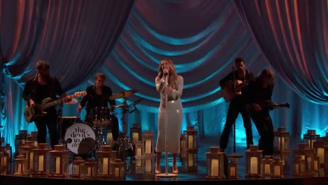 Carly Pearce Performs 'What He Didn't Do' - NBC's The Voice Live Top 8 Eliminations 2022