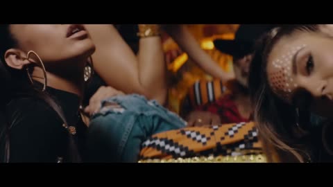 J Balvin, Willy William - Mi Gente (Official Video)