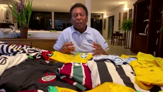 Pele organizes sports stars for relief auction