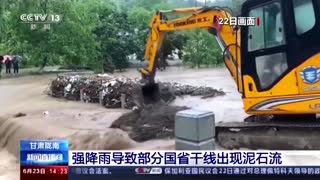 Thousands evacuated amid record flooding in China