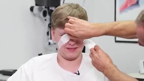1,000 Blind People See For The First Time
