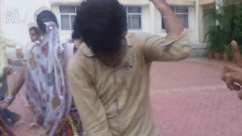 Sethiya's Dance at garba