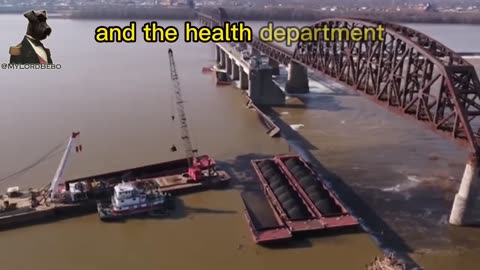 “The barge is carrying 1400 tons of methanol” … 10 barges on the loose in the Ohio river