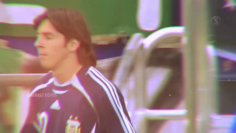 6 Lionel Messi UNFORGETTABLE MOMENTS