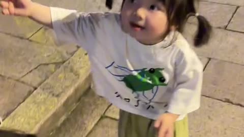 Cute Baby Girl Making Her Moves Towards Dad 😂😂😂 #FunnyVideo #ViralVideo
