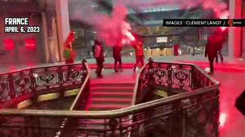 French Protestors Storming Blackrock HQ