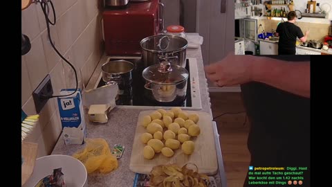 Kartoffelüpree mit Buttergemüse und gebratenem Leberkäse