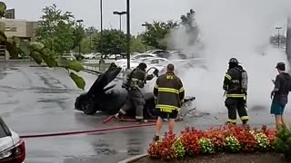 Car Caught Fire in Lexus Dealer Parking Lot