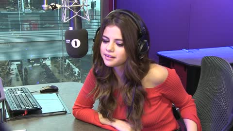 Selena Gomez Cute Reaction To 12 Years Old British Boy On Chat Up Line