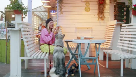 Woman Eating Pizza with a Dog🐶