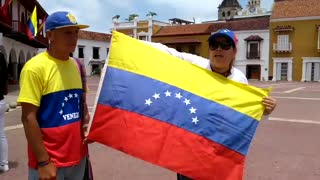 Venezolanos realizan plantón en Cartagena y piden por la salida de Maduro